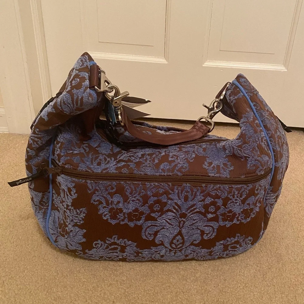 Petunia Pickle Bottom Touring Tote Blueberry Açaí PPD Collection Diaper Bag